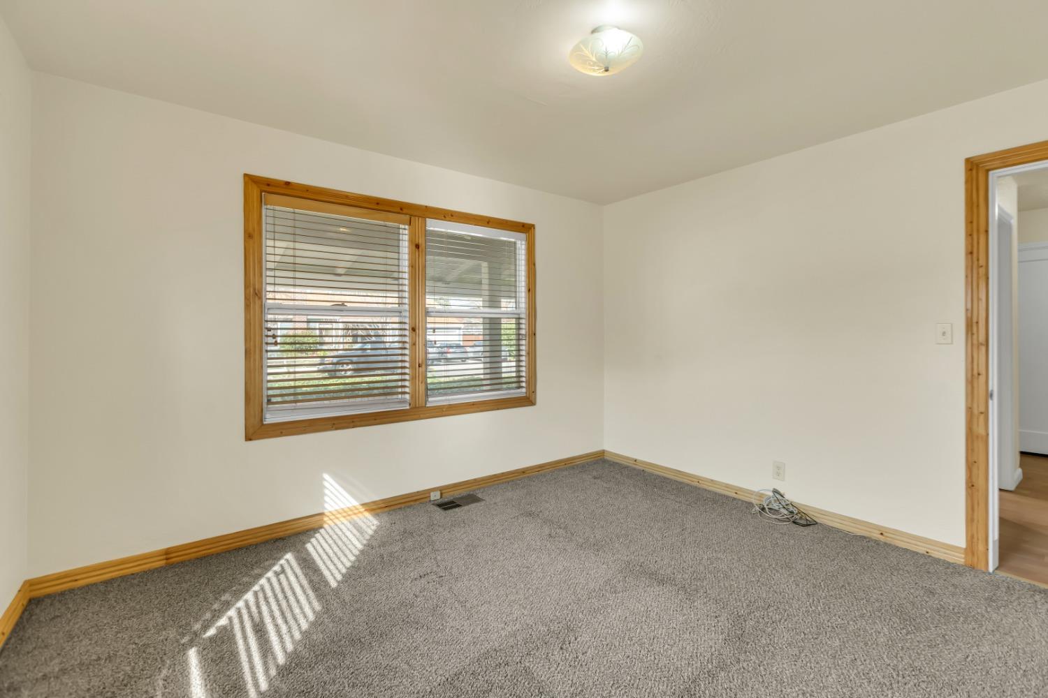 1418 Valencia Avenue