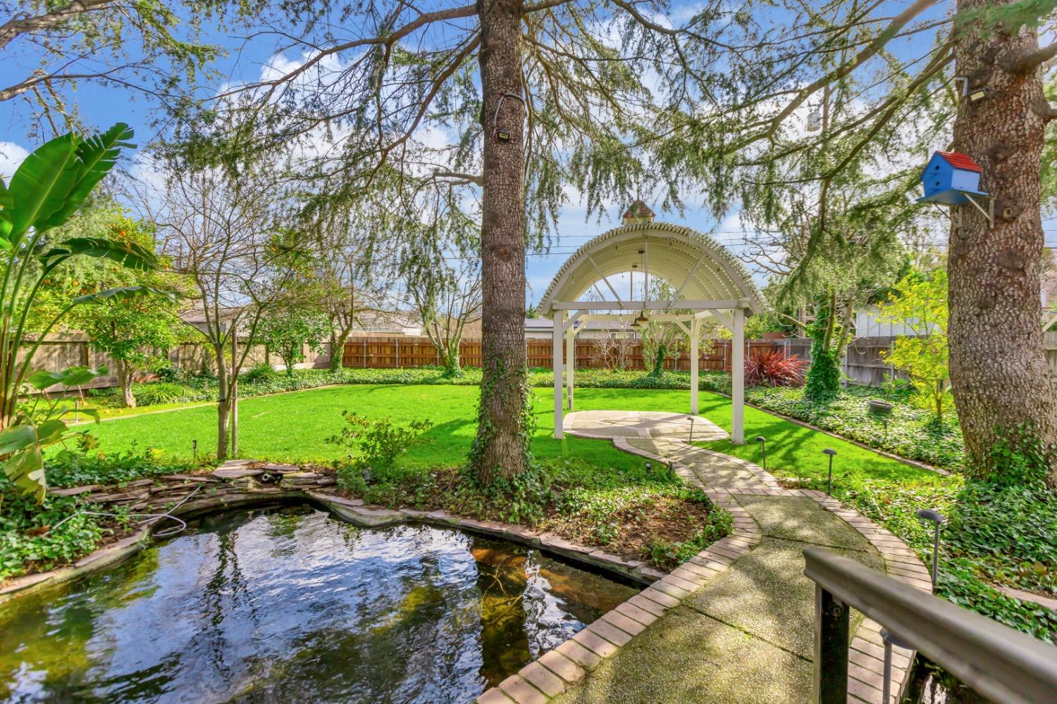 1418 Valencia Avenue