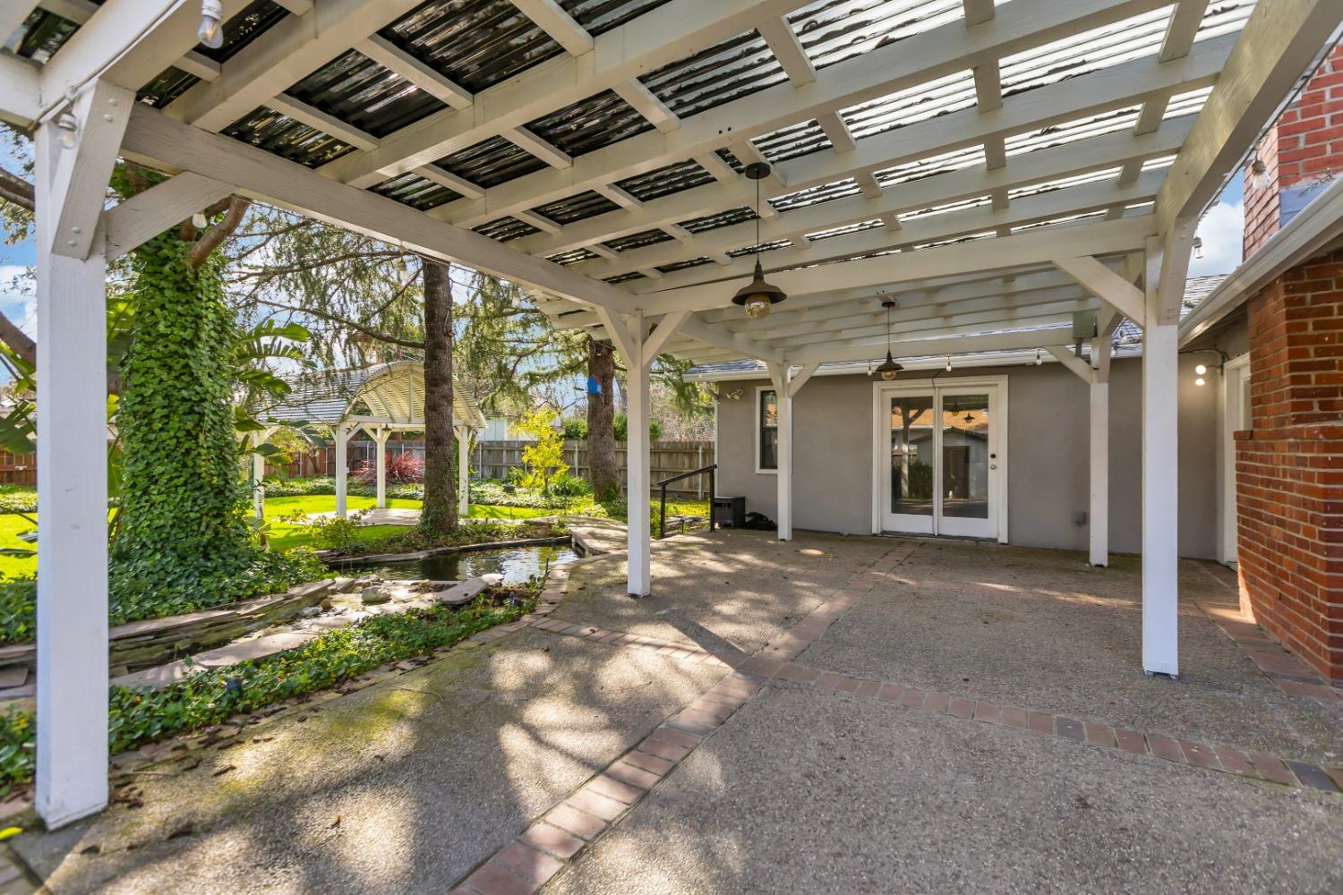 1418 Valencia Avenue