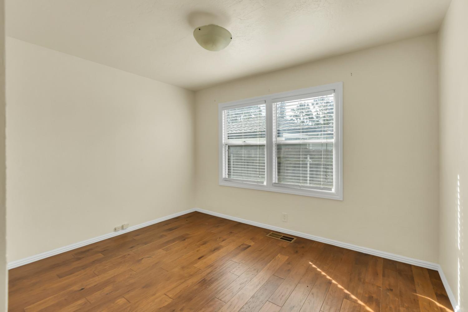 1418 Valencia Avenue