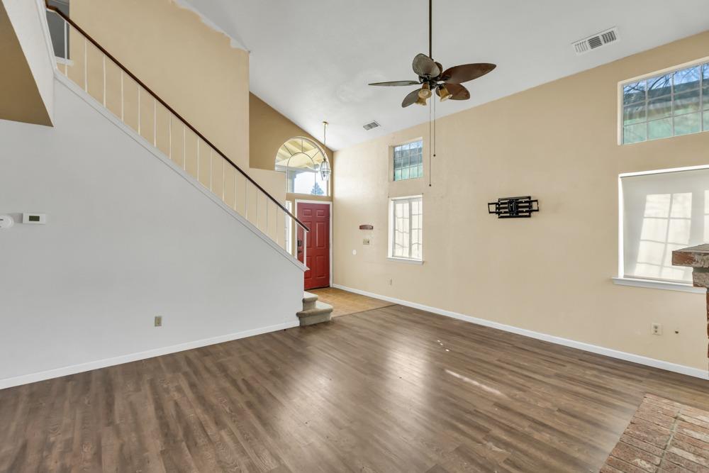 8661 Shadow Crest Circle