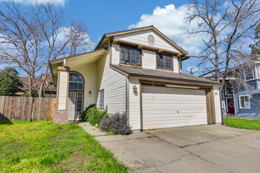 8661 Shadow Crest Circle