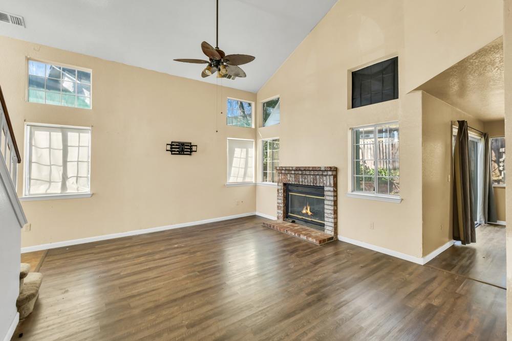 8661 Shadow Crest Circle