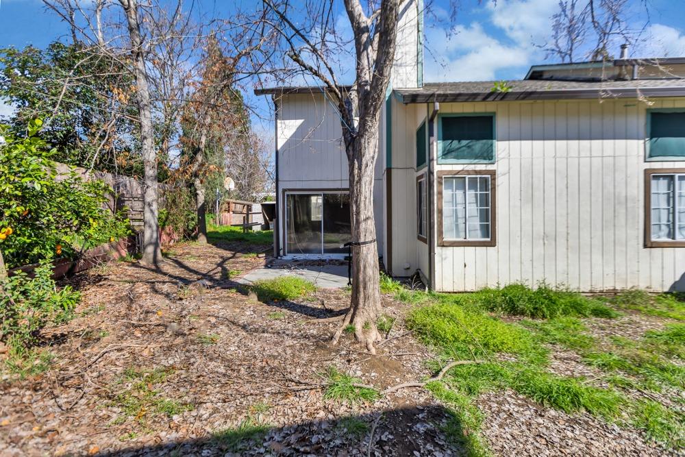 8661 Shadow Crest Circle