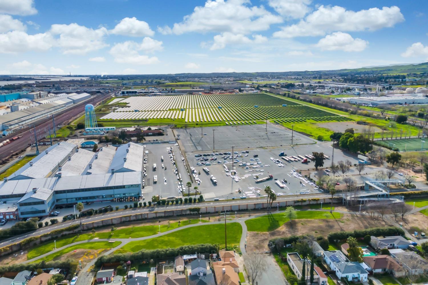 1121 Columbia Street