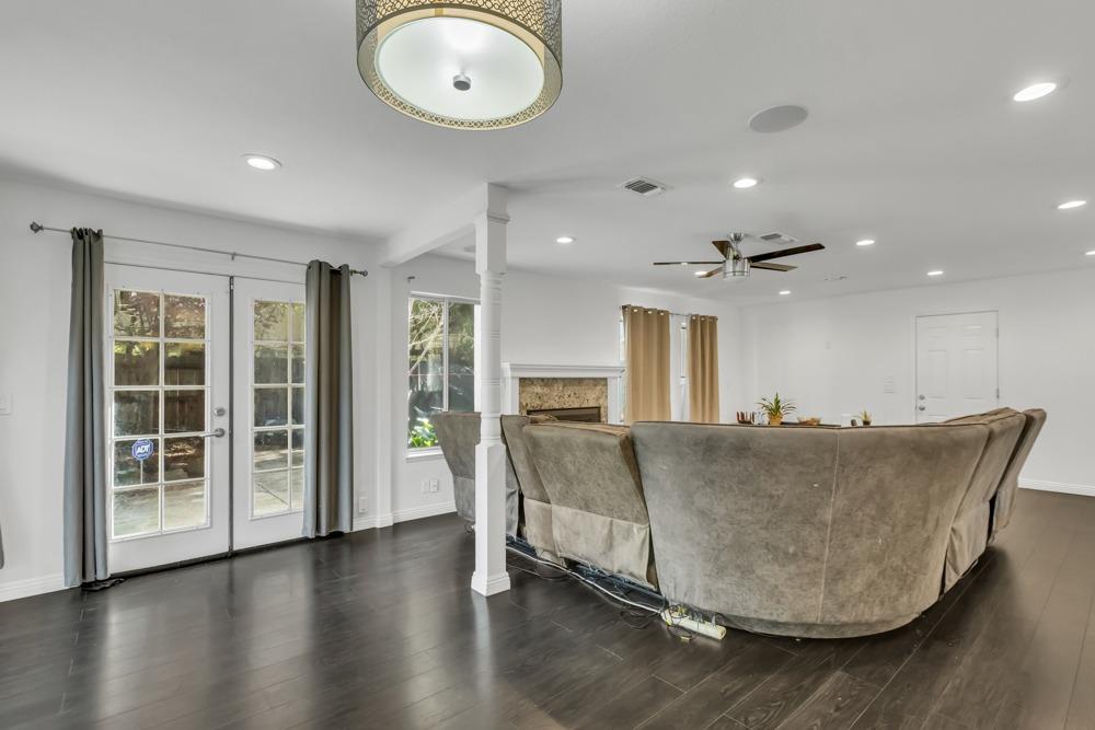 7207 Beaver Falls Way