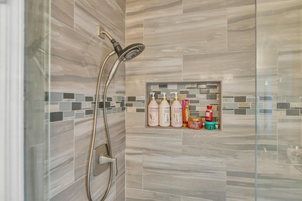 7207 Beaver Falls Way