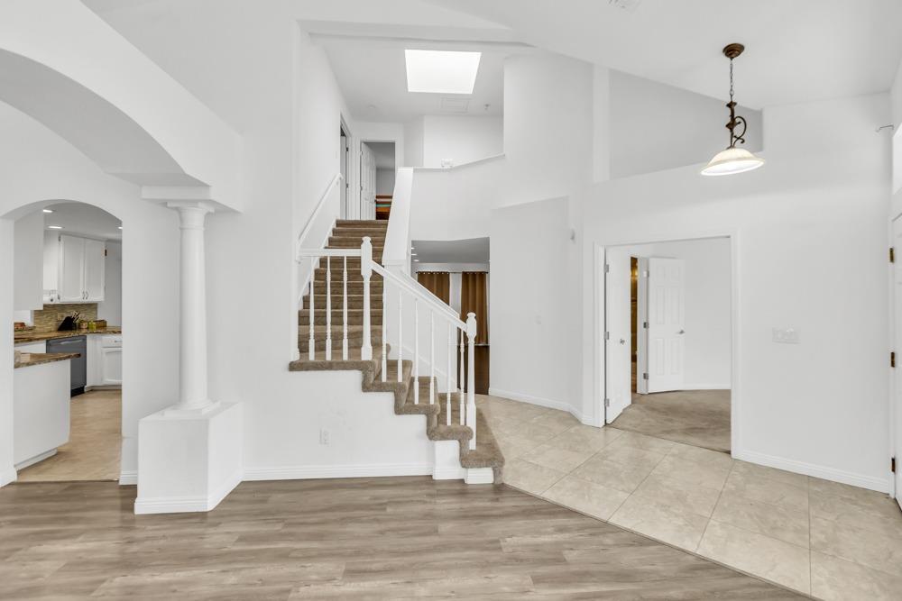 7207 Beaver Falls Way