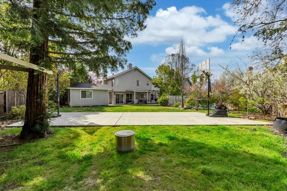 7207 Beaver Falls Way