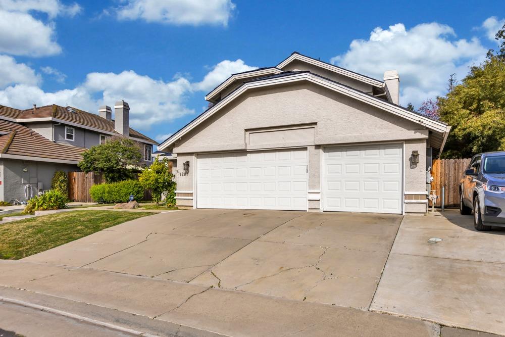 7207 Beaver Falls Way