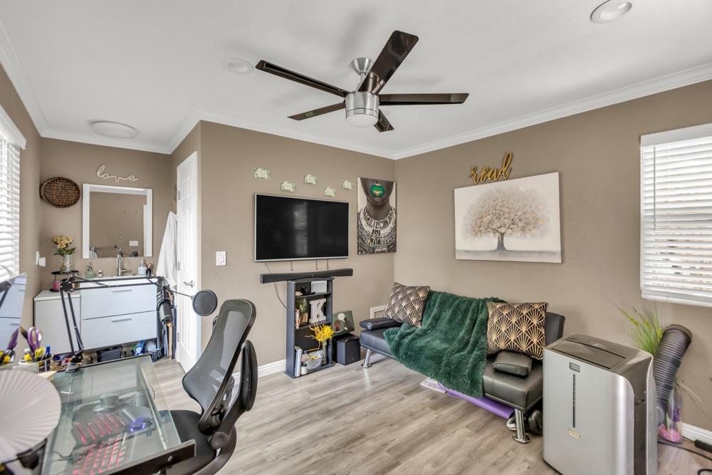 7207 Beaver Falls Way