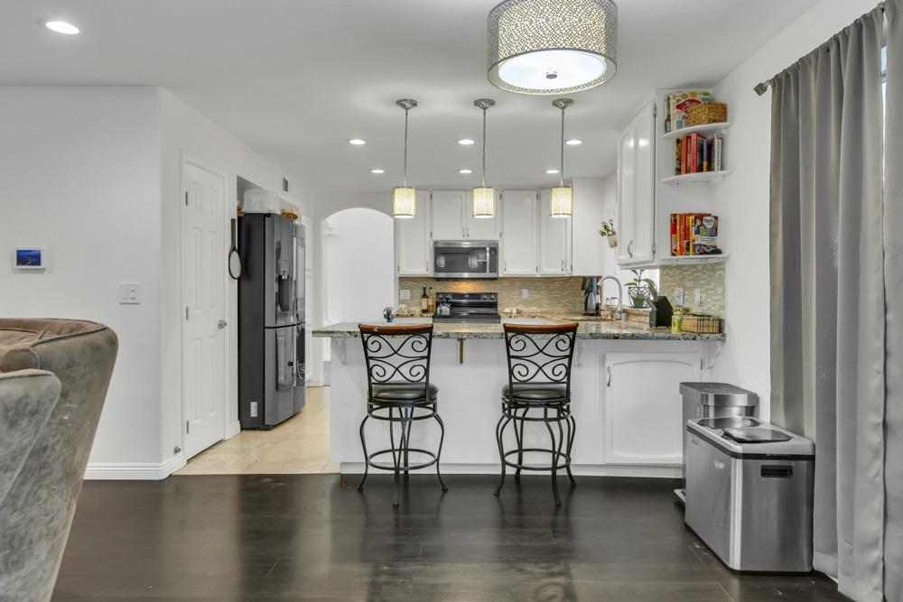 7207 Beaver Falls Way