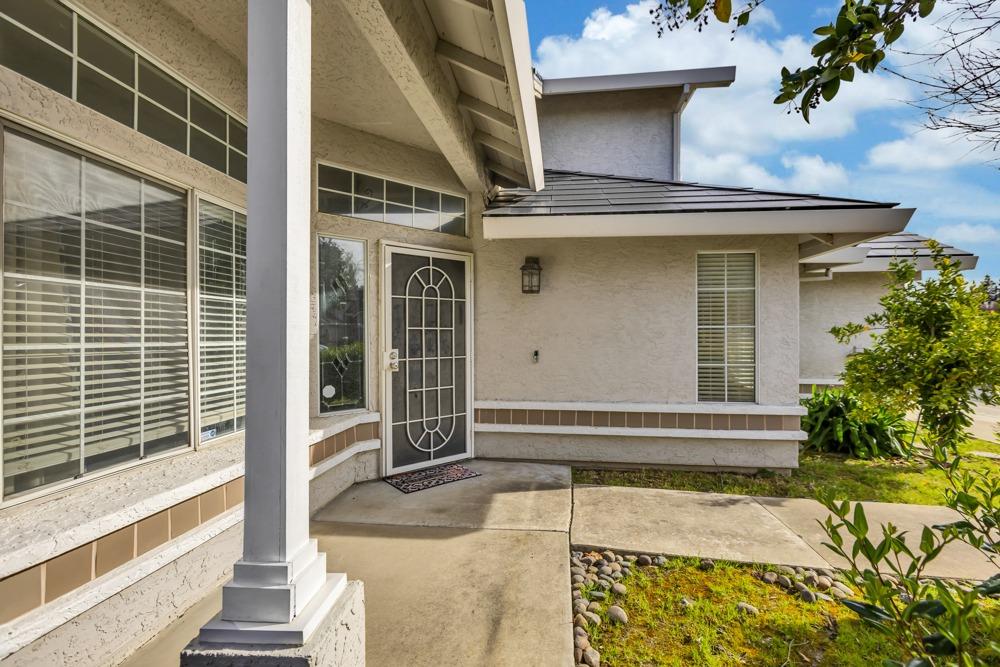 7207 Beaver Falls Way