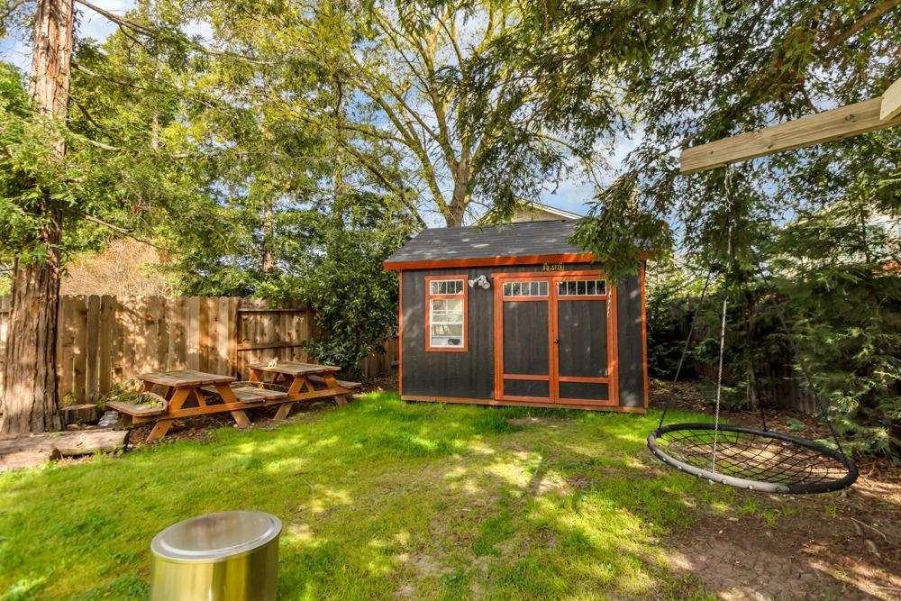 7207 Beaver Falls Way