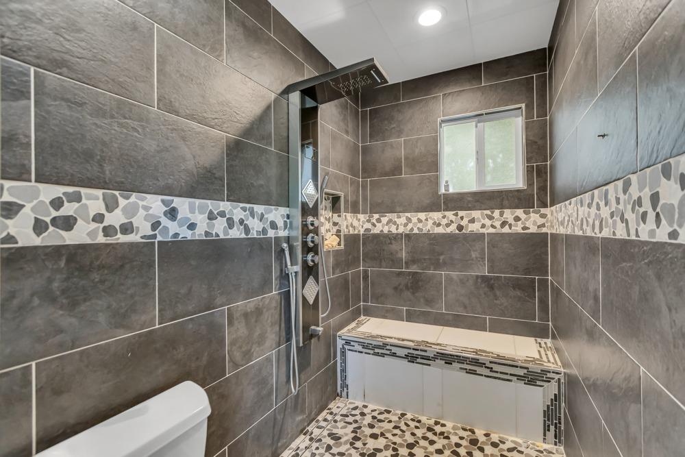 7207 Beaver Falls Way