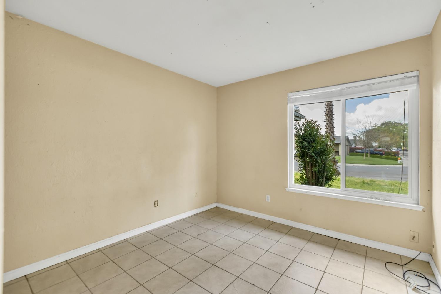 7951 Deer Creek Drive