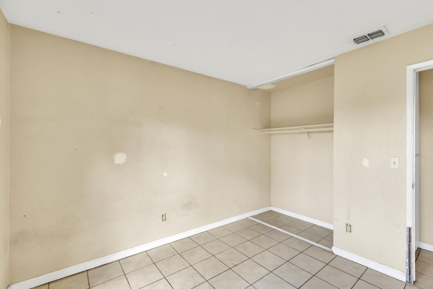 7951 Deer Creek Drive