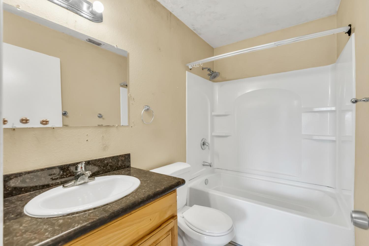 7951 Deer Creek Drive