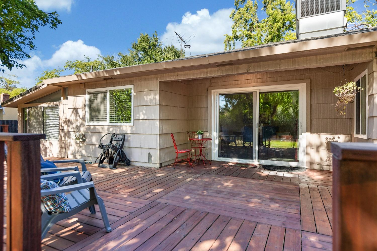 7418 Henrietta Drive