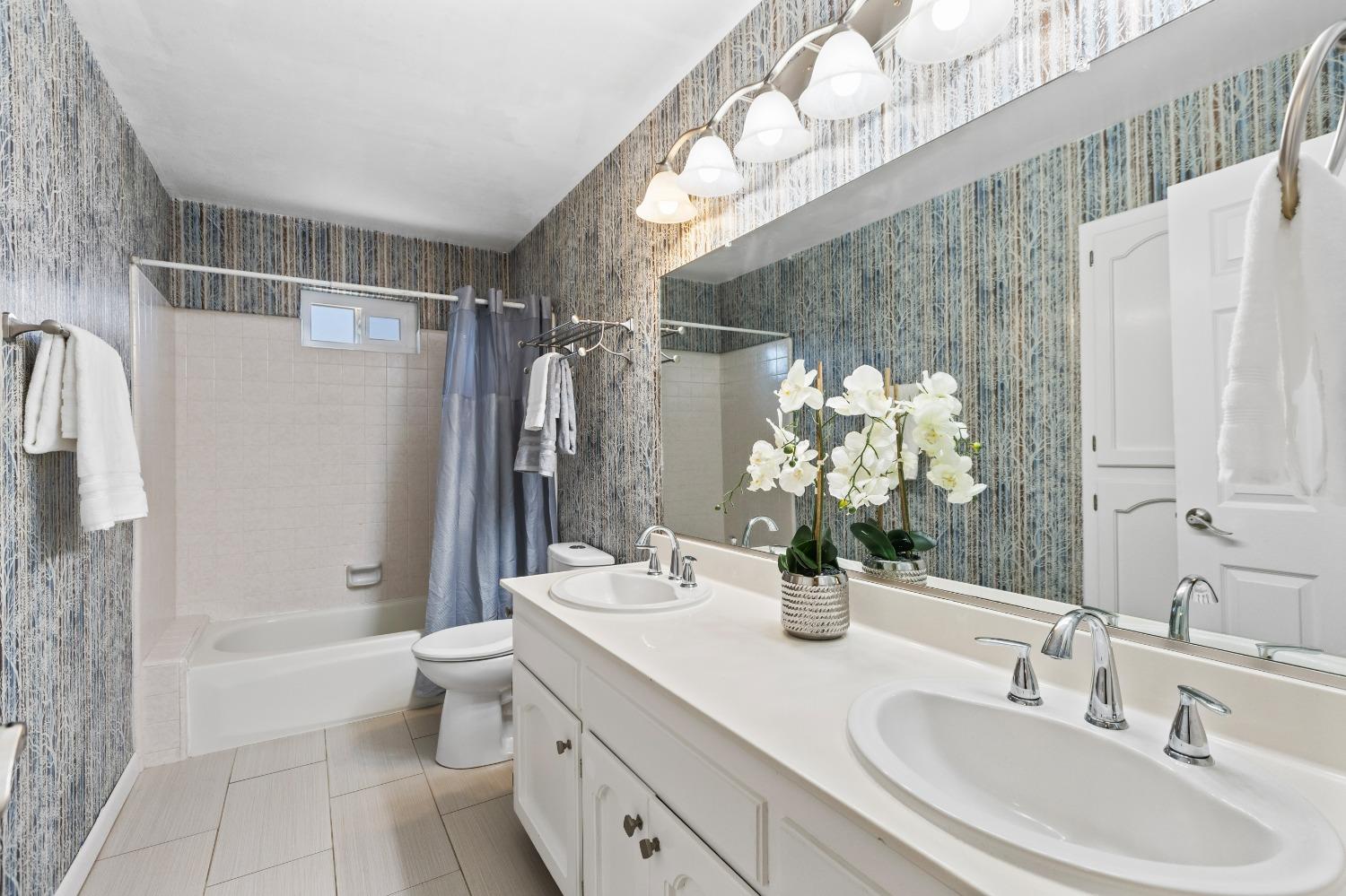 7418 Henrietta Drive