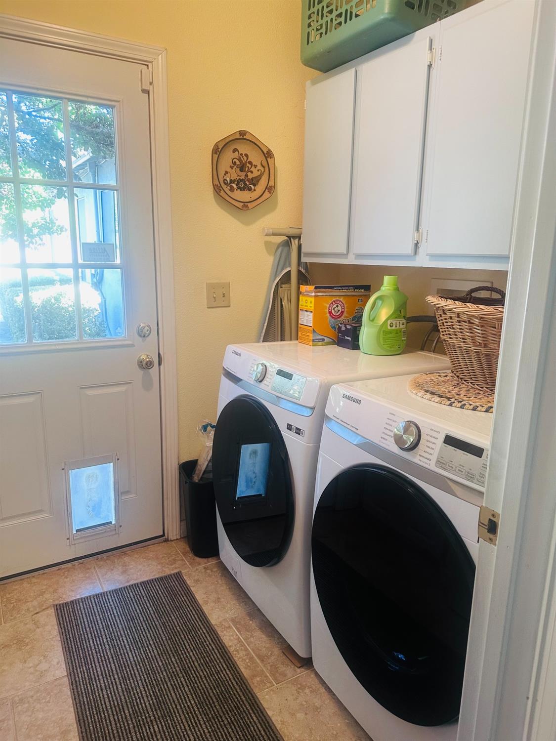 7457 Grand Oaks Boulevard