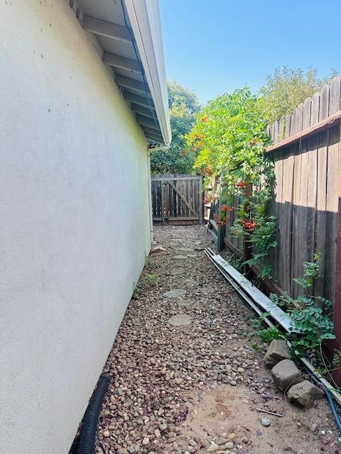 7457 Grand Oaks Boulevard