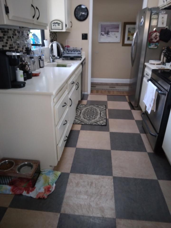 7457 Grand Oaks Boulevard