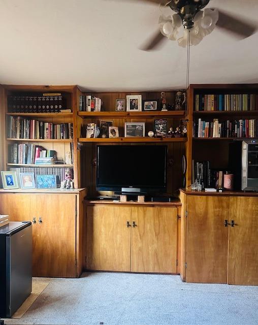 7457 Grand Oaks Boulevard