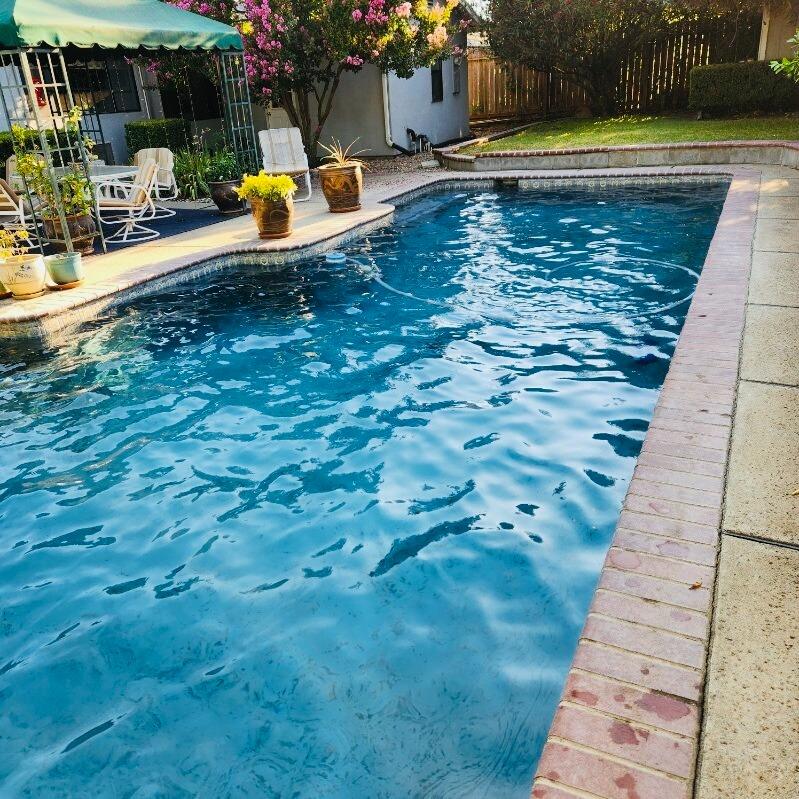 7457 Grand Oaks Boulevard