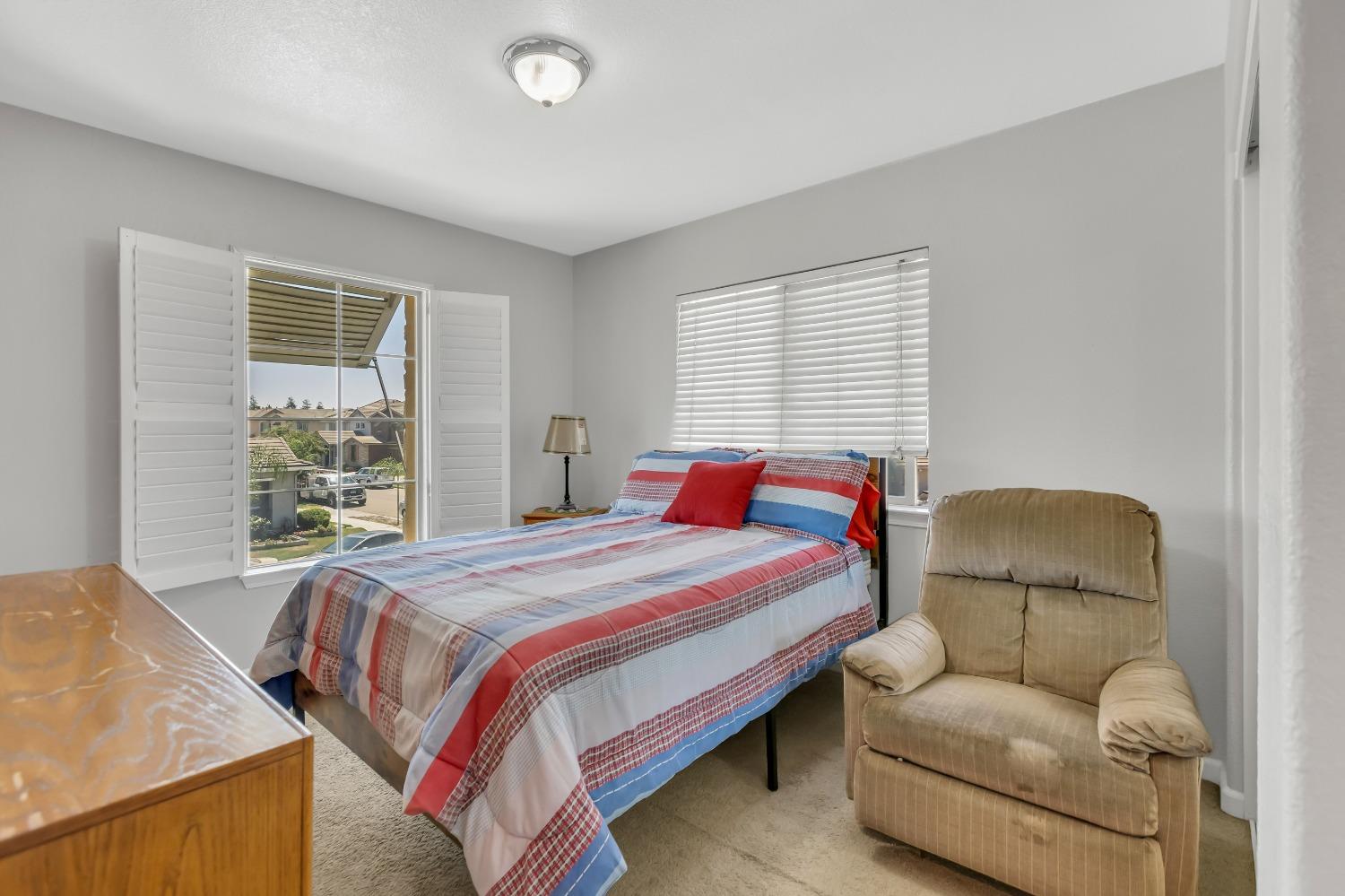 583 New England Avenue