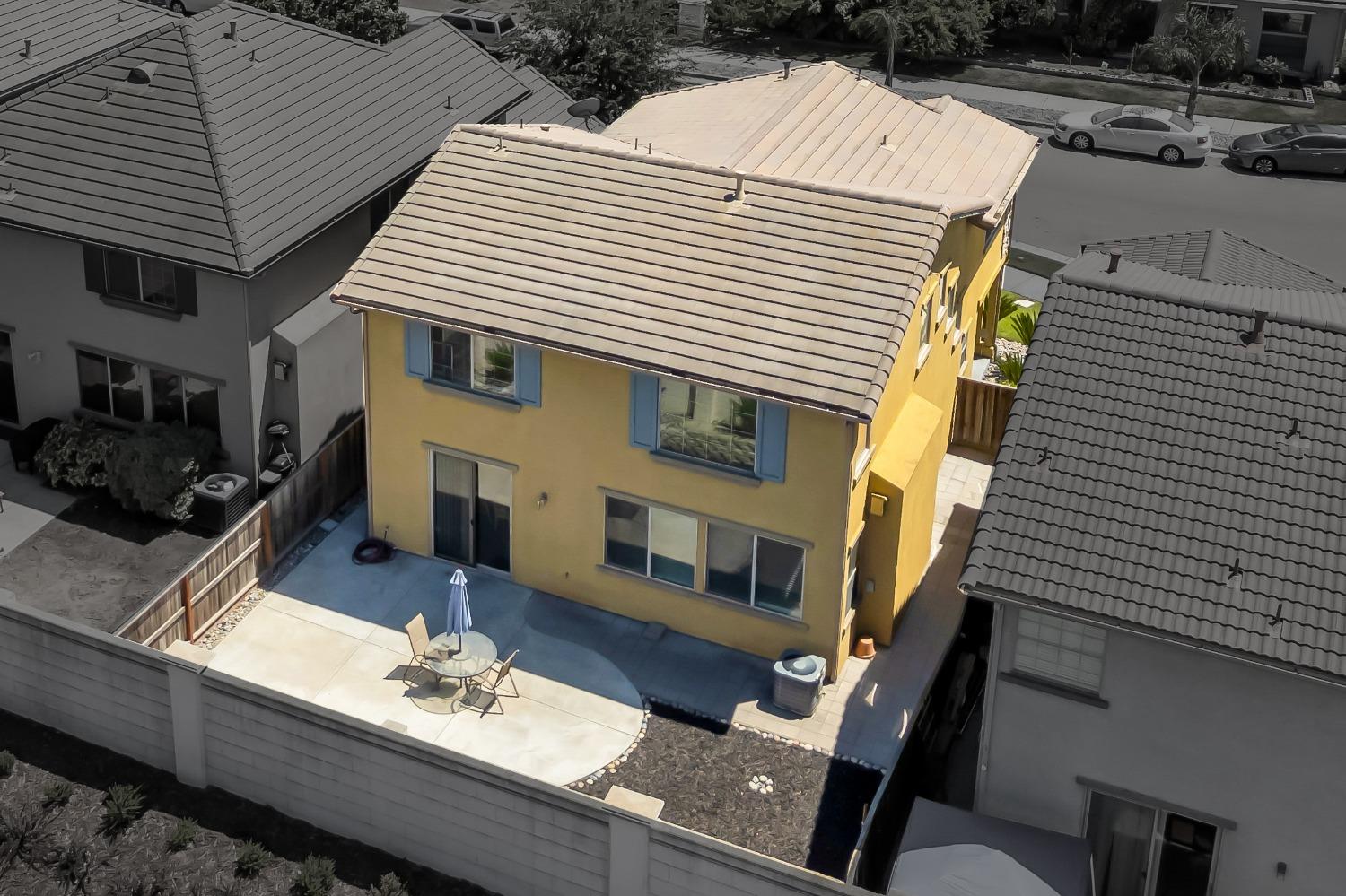 583 New England Avenue