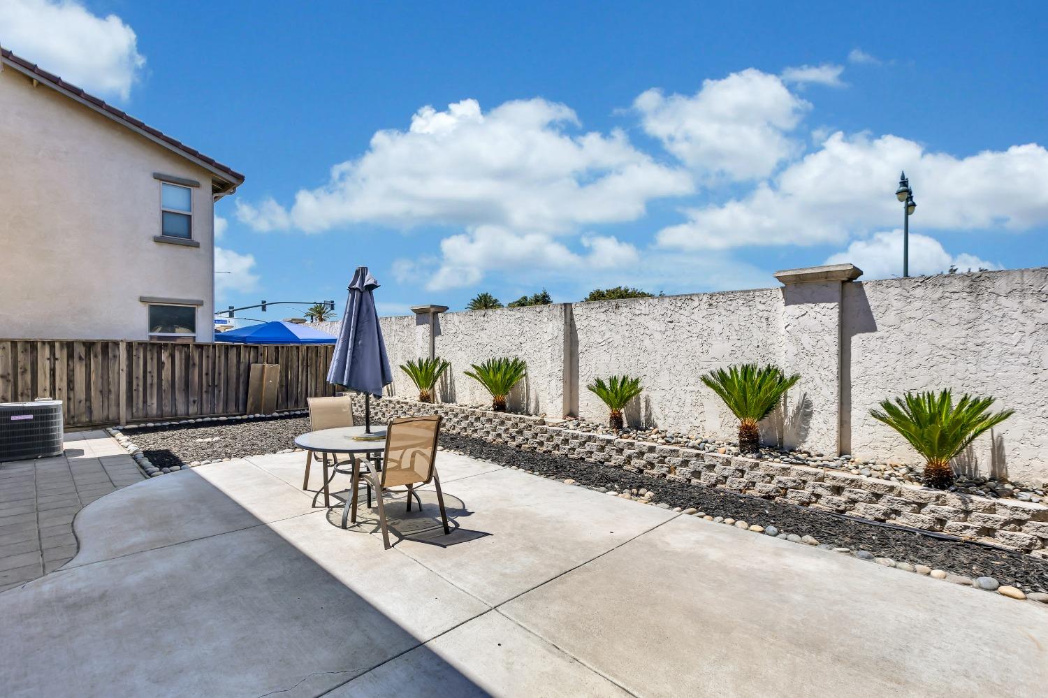 583 New England Avenue