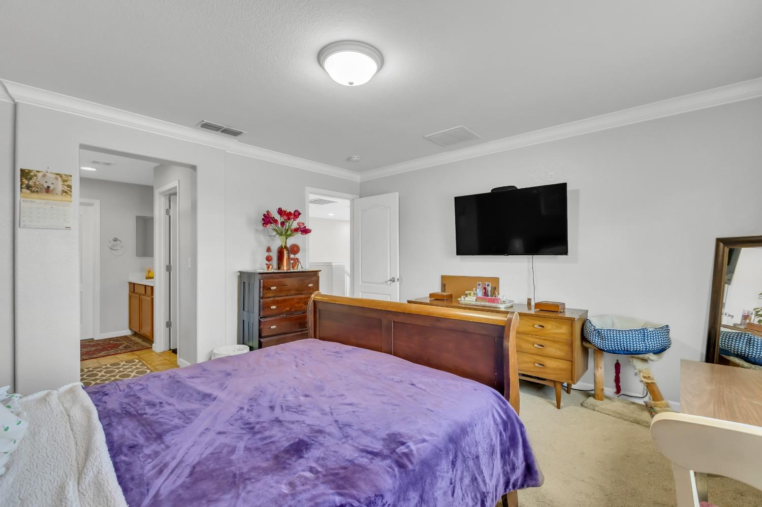 583 New England Avenue