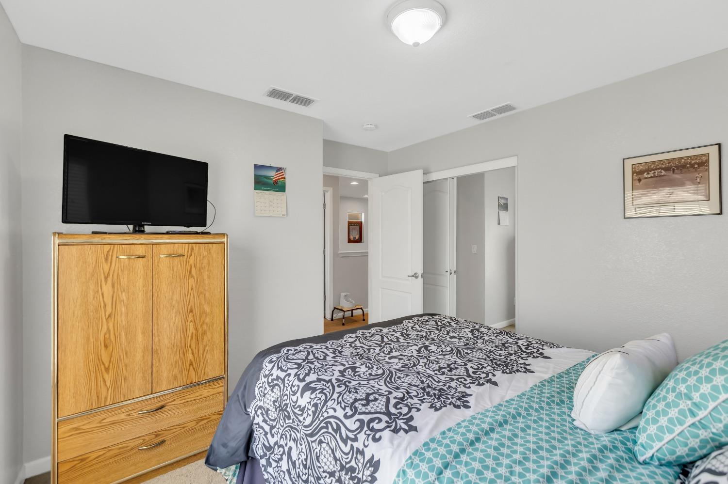 583 New England Avenue