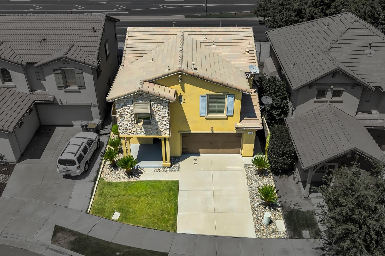 583 New England Avenue