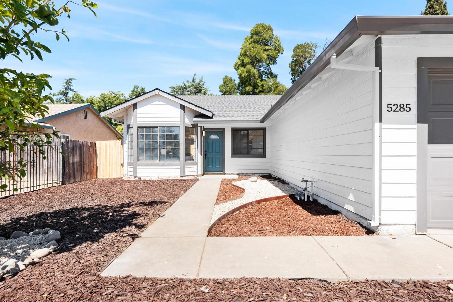 5285 Summerbrook Way