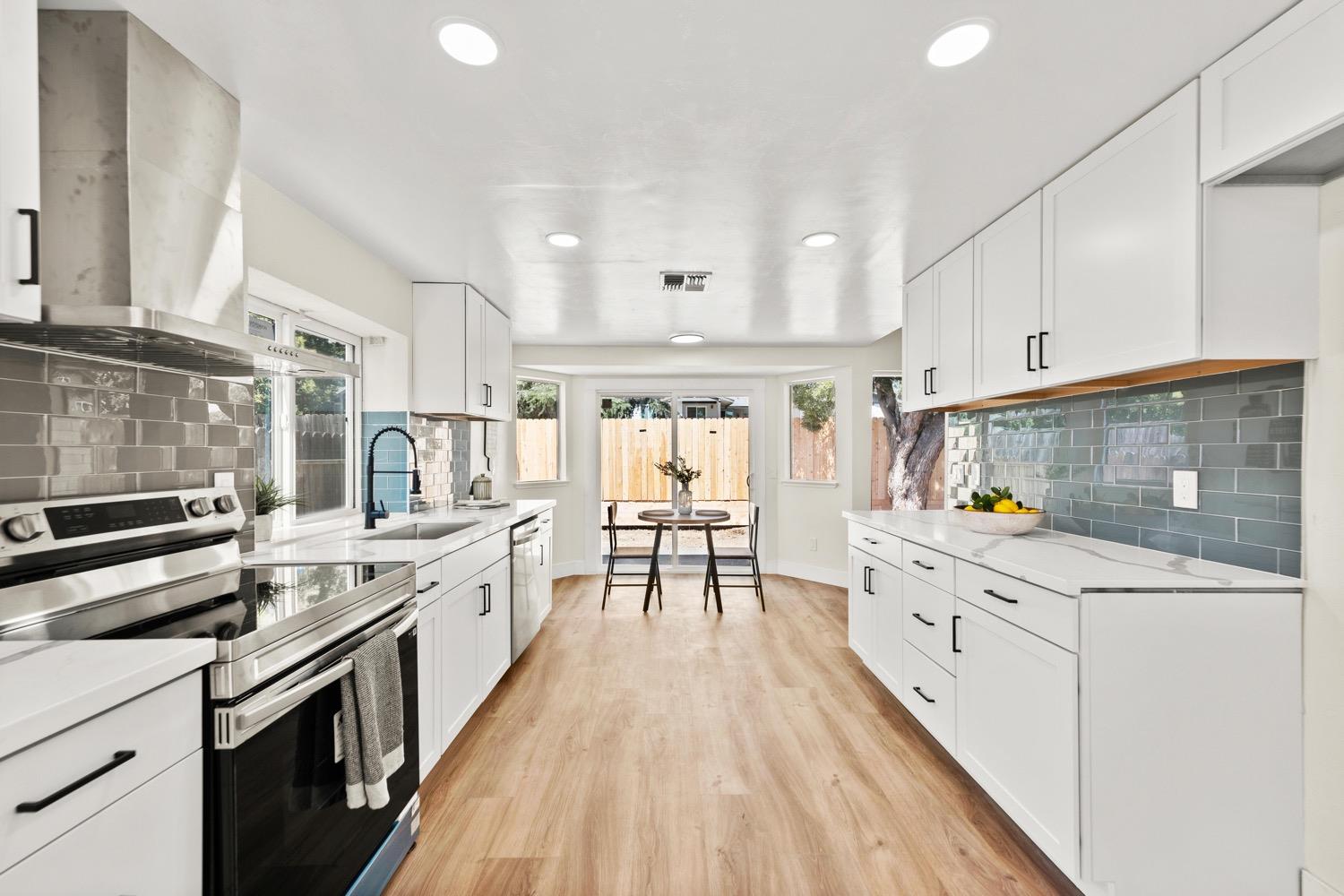 5285 Summerbrook Way