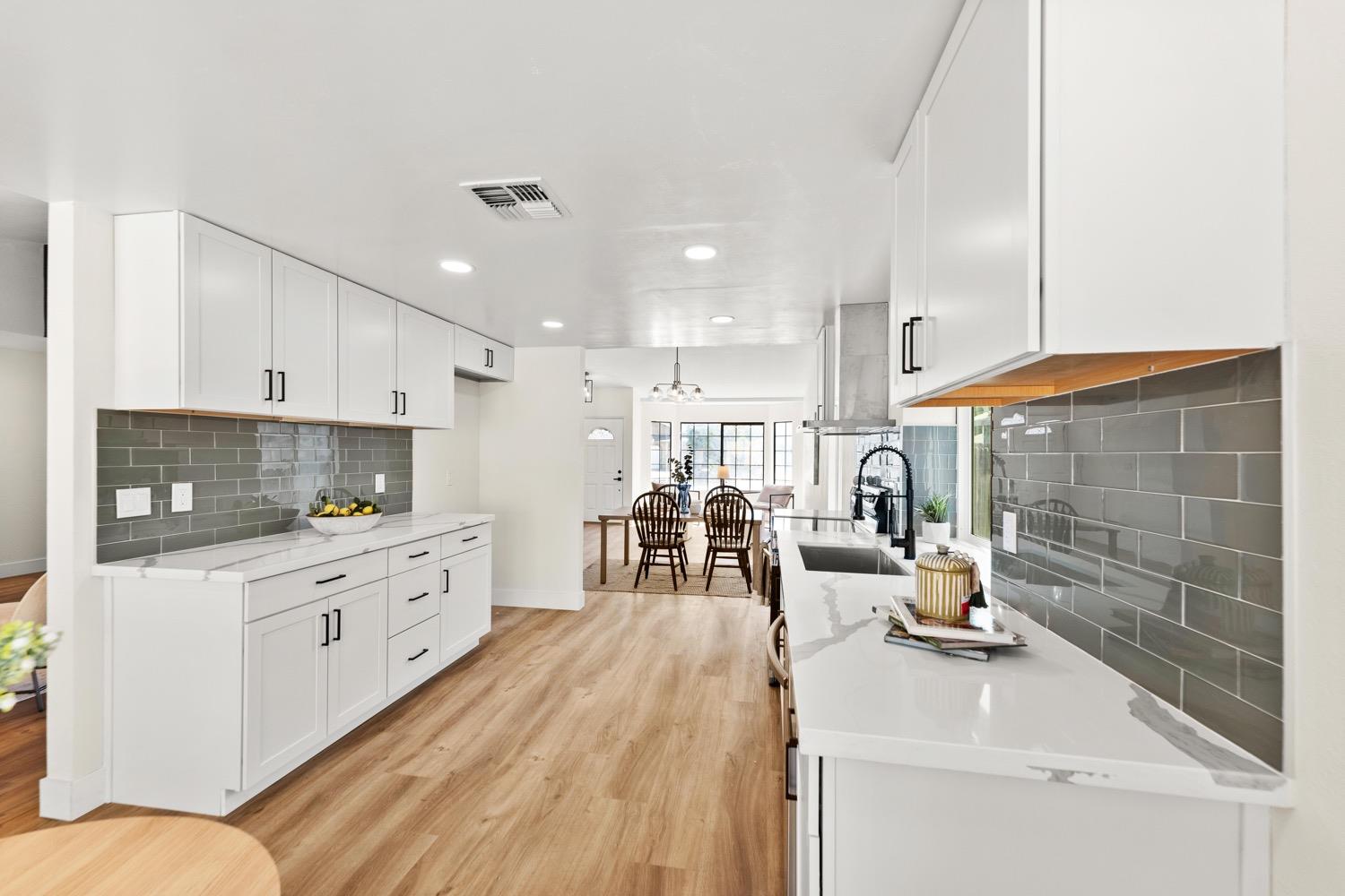 5285 Summerbrook Way