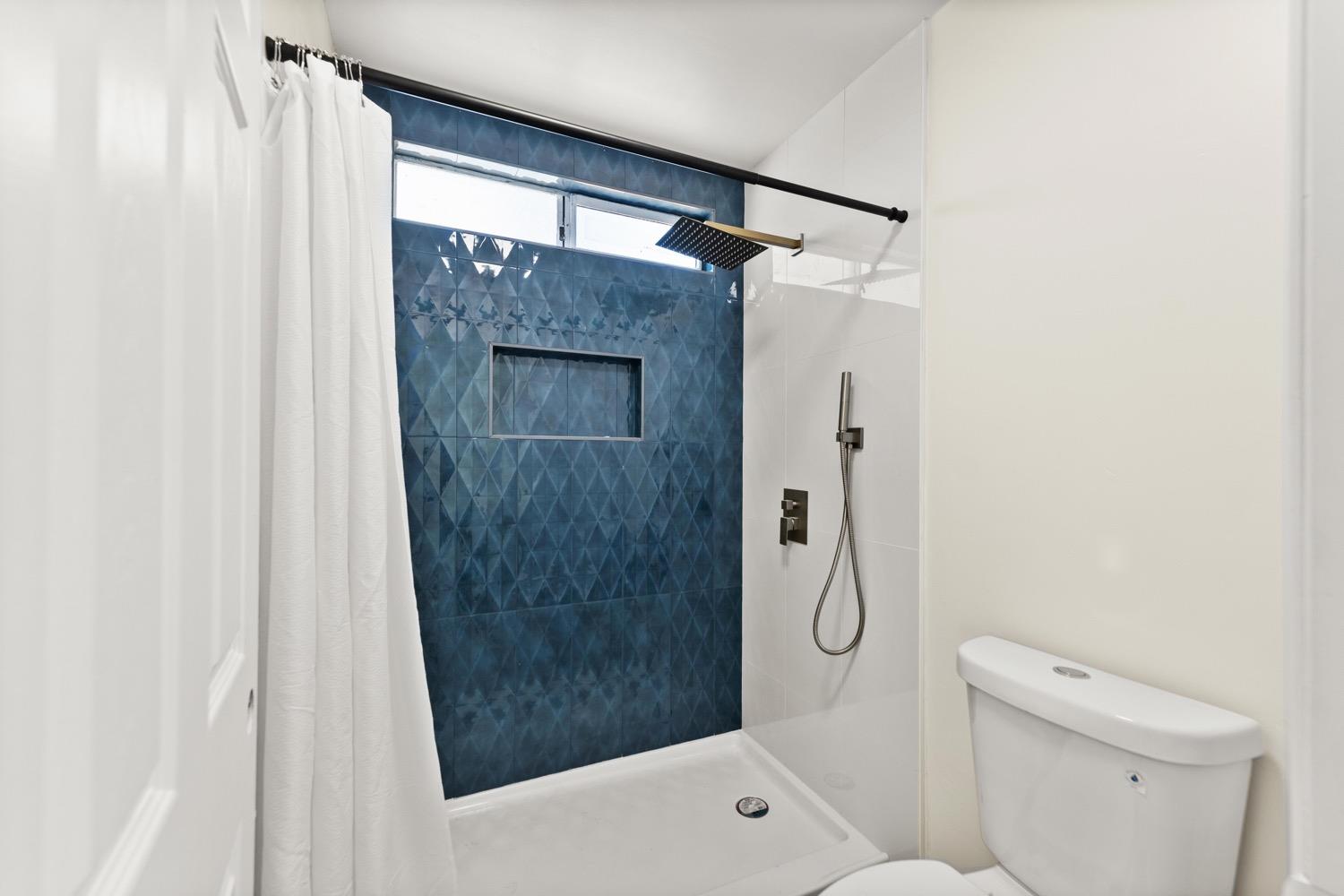 5285 Summerbrook Way