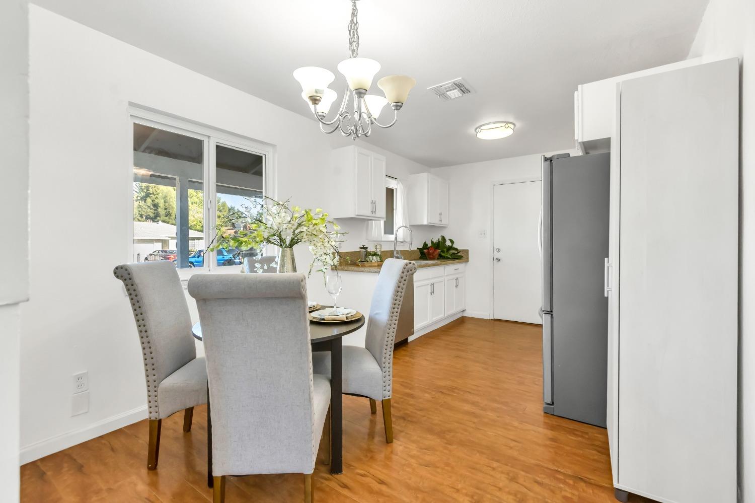 7550 Tamoshanter Way