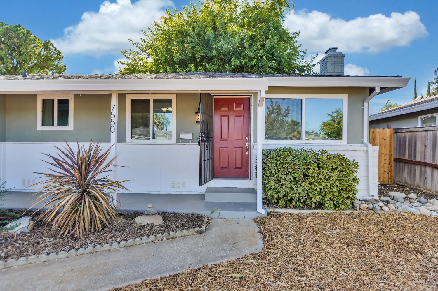 7550 Tamoshanter Way