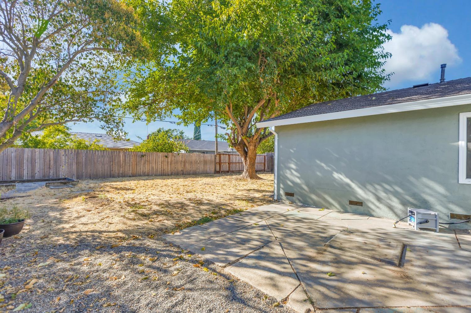 7550 Tamoshanter Way