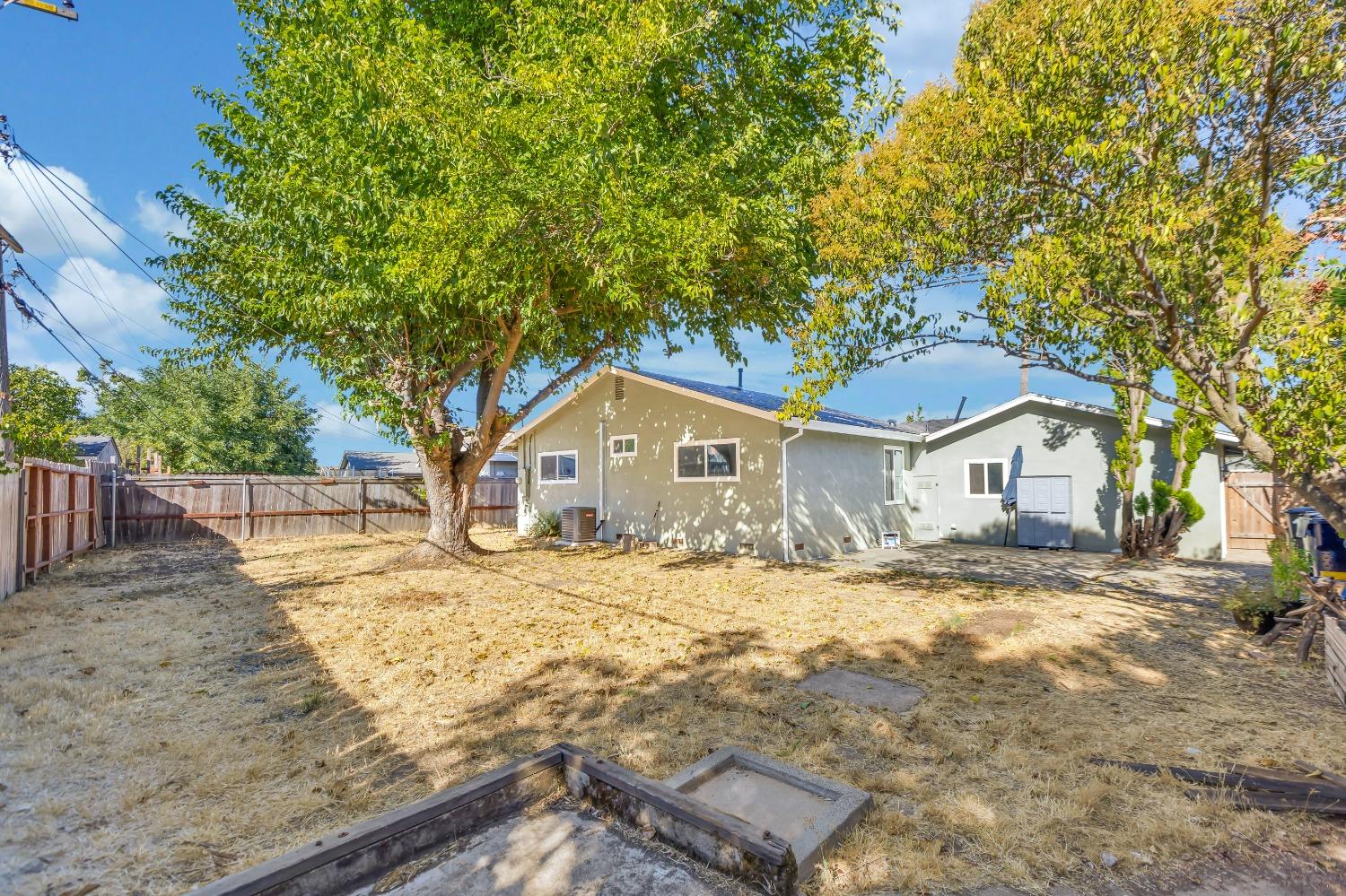 7550 Tamoshanter Way