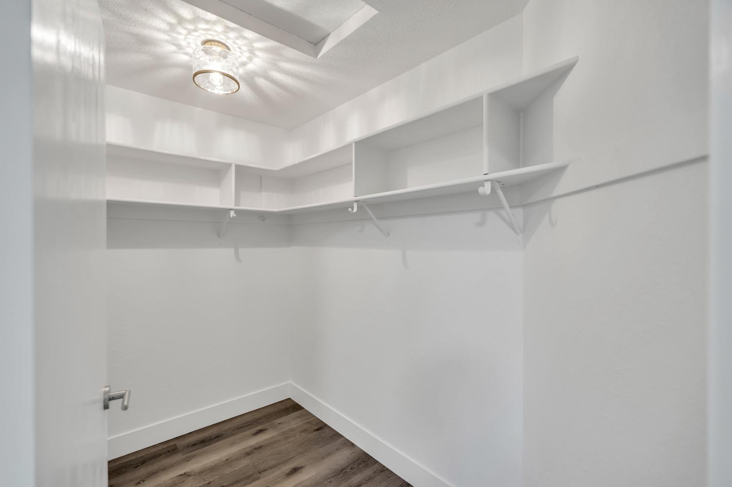 3916 Blackfield Drive