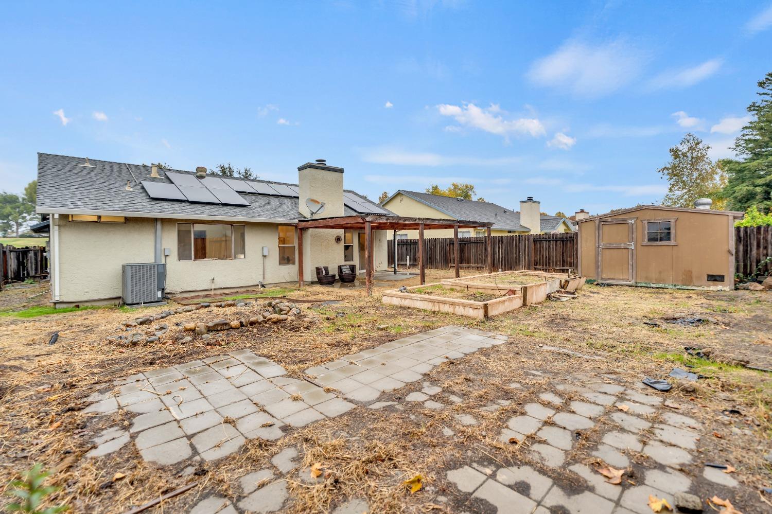 3916 Blackfield Drive