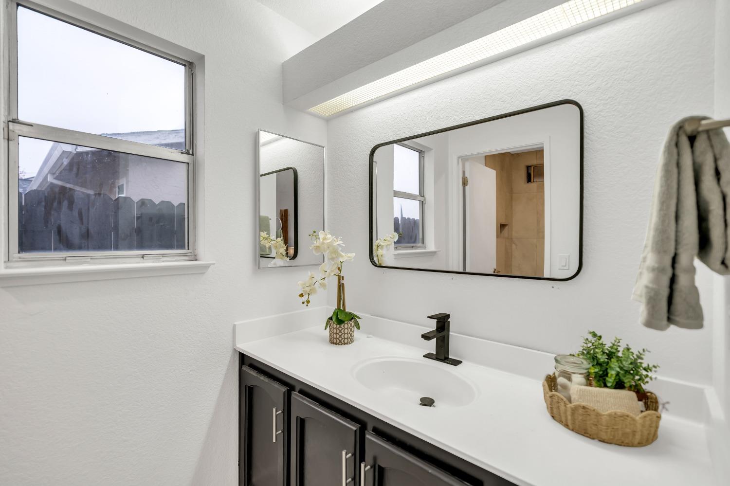 3916 Blackfield Drive