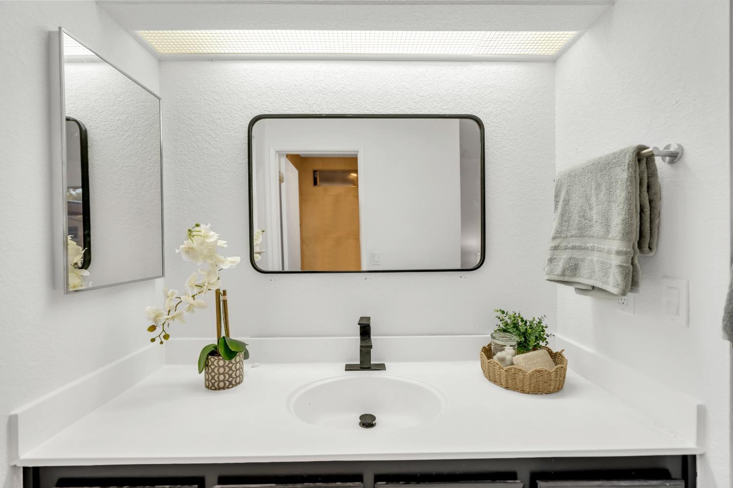 3916 Blackfield Drive