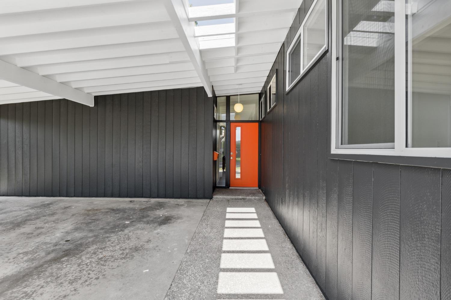 41 Springbrook Circle