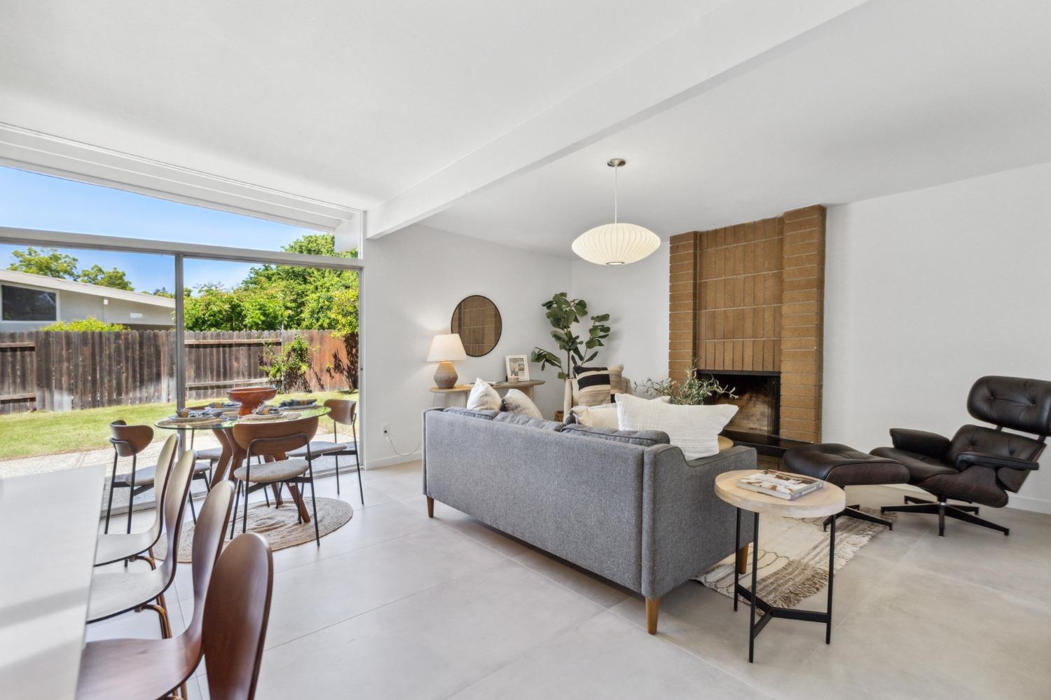 41 Springbrook Circle