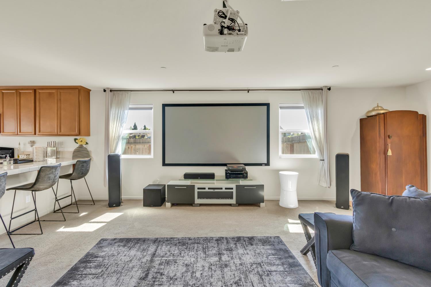 1103 Sierra Bluff Street